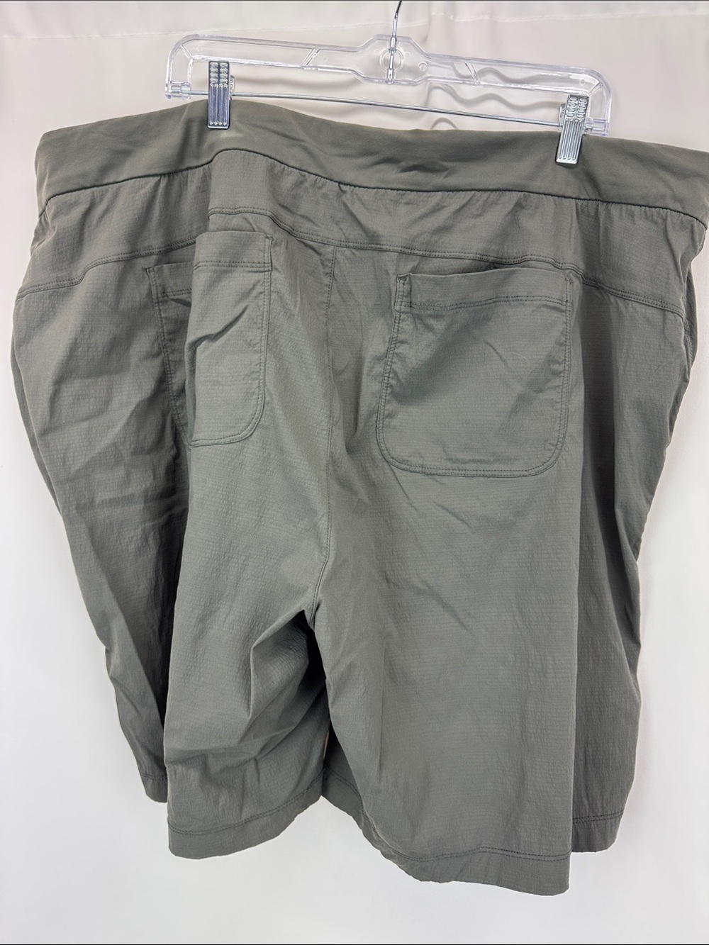 Athleta Bermuda shorts 24X